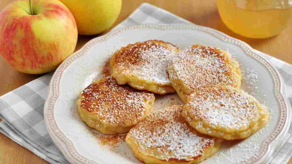 Preparo Delle Frittelle Di Mele In Friggitrice Ad Aria Leggerissime