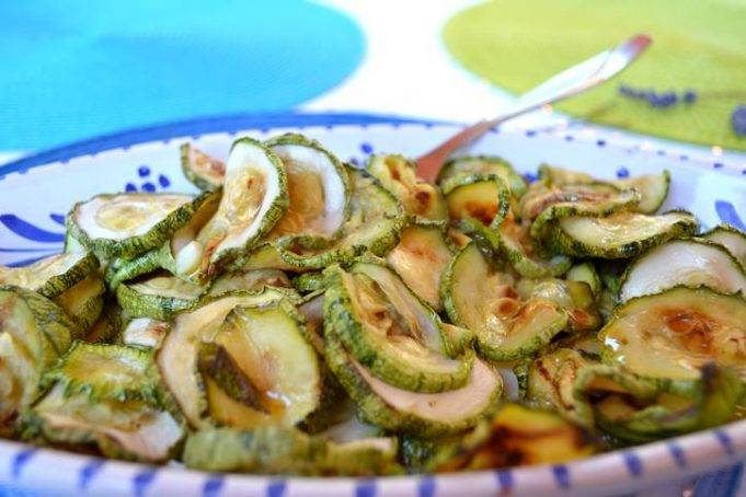 Zucchine Marinate, Un Contorno Estivo Semplice E Fresco