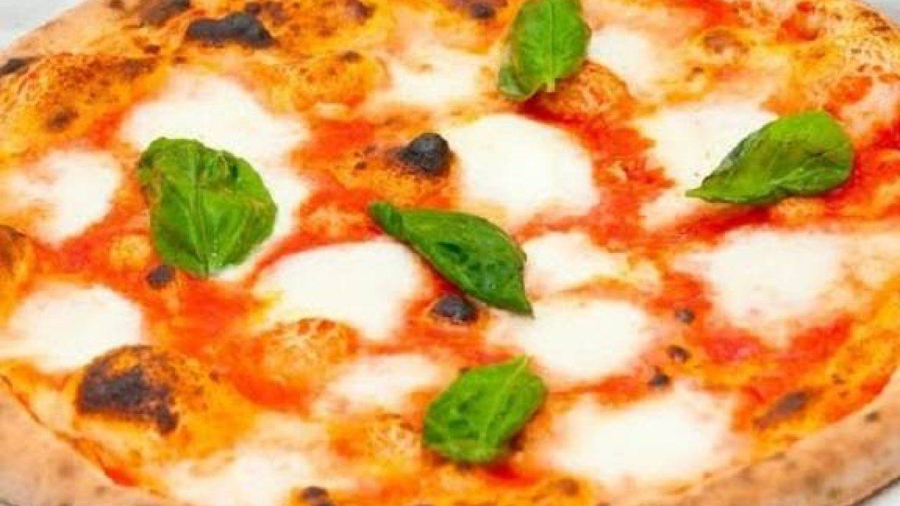 Pizza Margherita senza glutine 