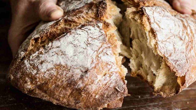 Pane Di Semola Prodotto Da Forno A Lunga Lievitazione