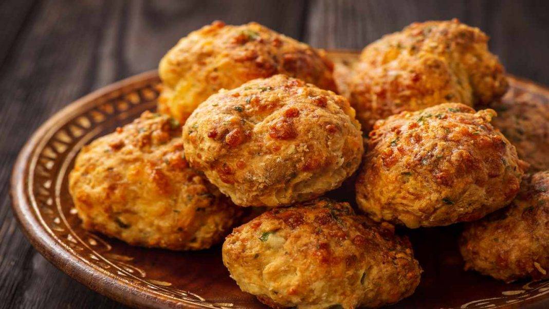 Polpette di pane | una ricetta pugliese che delizierà tutti i commensali