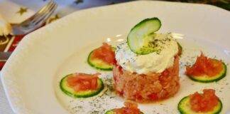 Tartare di salmone con ricotta - ricettasprint