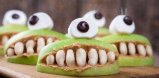 mostri dolcetto frutta Halloween