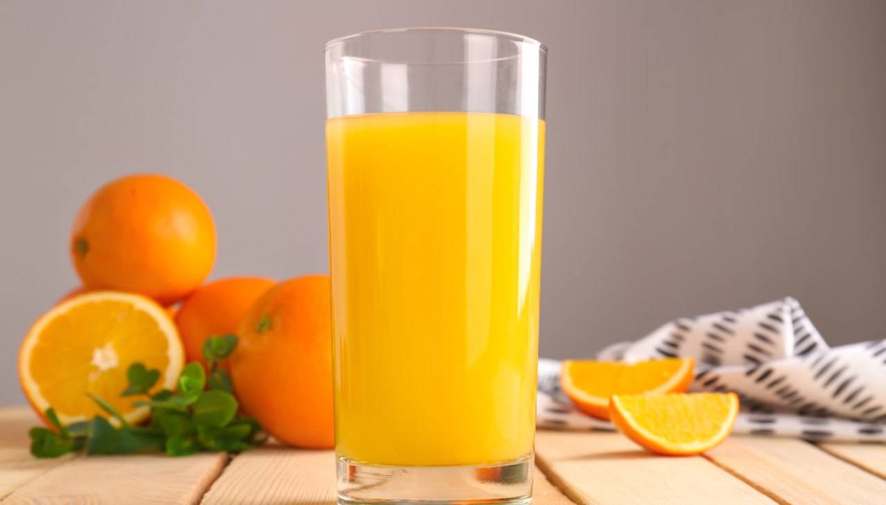 Spremuta dolce di arancia e limone l Per una ricarica di vitamine
