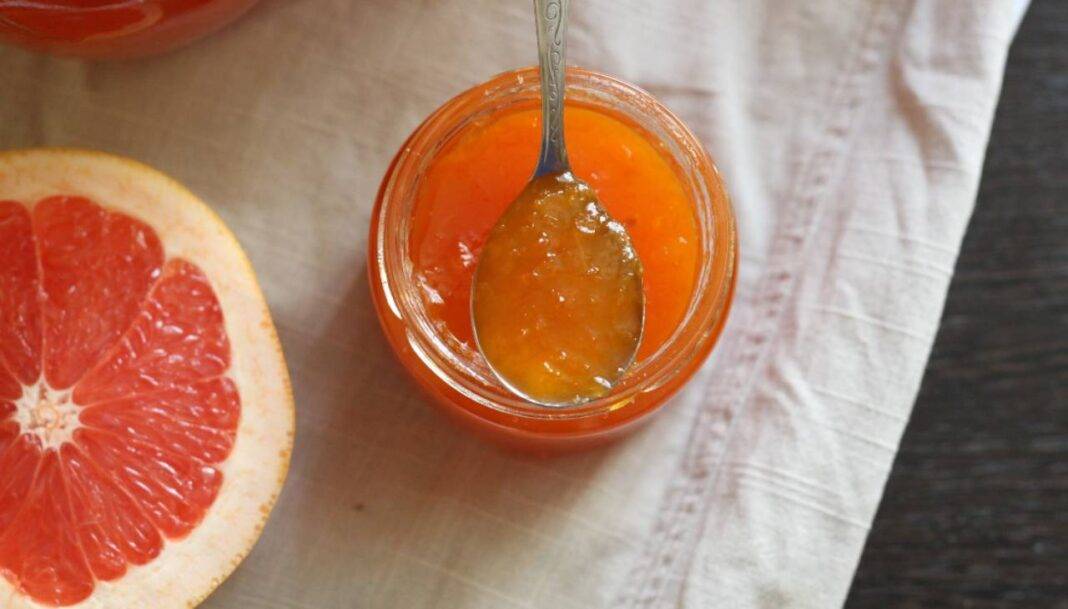 Marmellata di pompelmo e rosmarino | Per una colazione ...