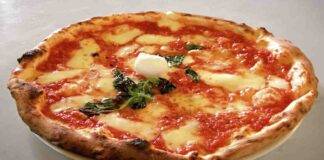 Pizza Day pizza napoletana