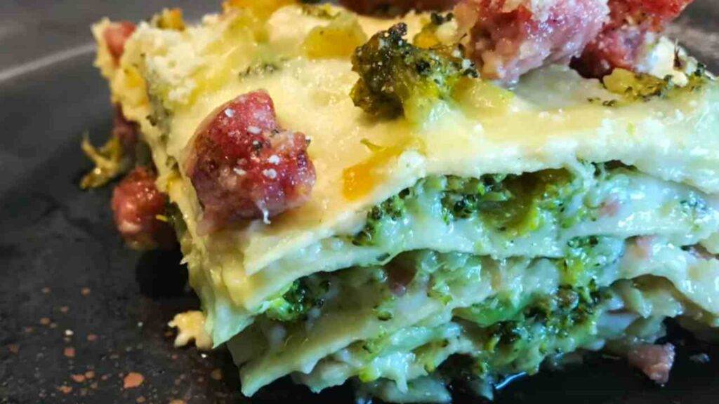 Lasagne Al Forno Bianche Con Salsiccia E Broccoli Ricetta