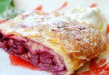 Strudel con ciliegie