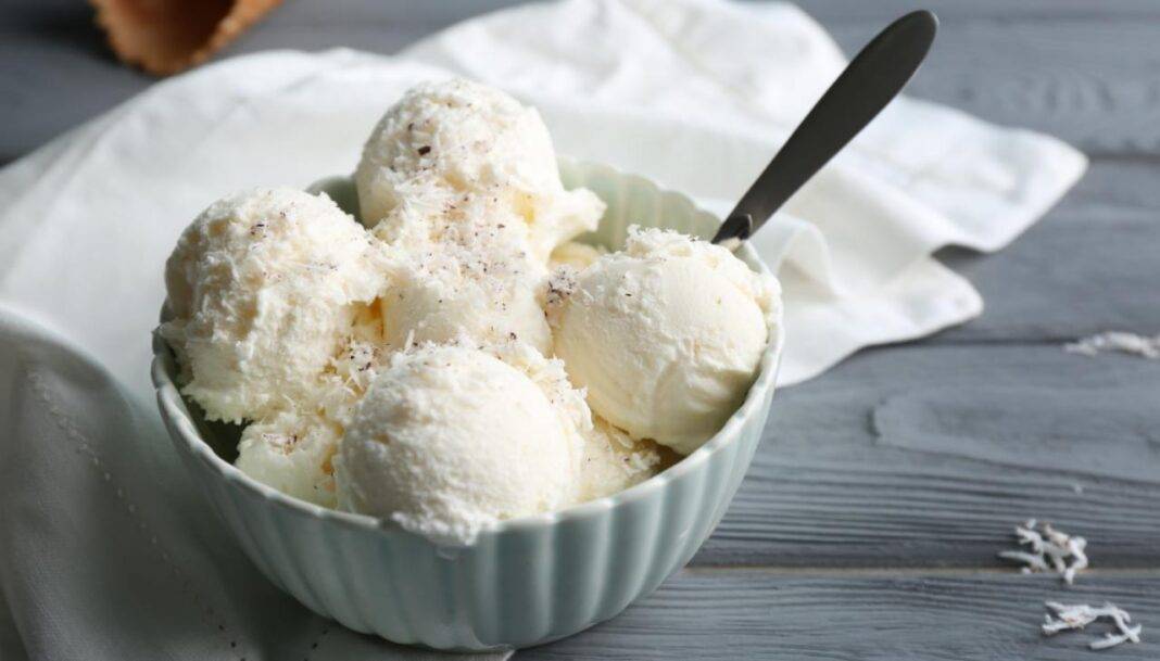 Gelato Al Cocco Fatto In Casa | Ricetta Golosa E Facile Senza Gelatiera