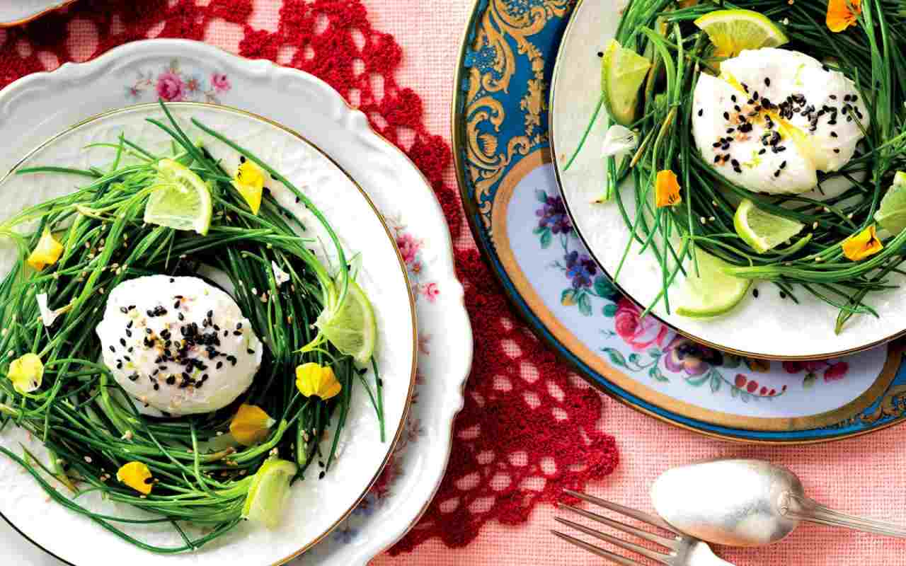 Tartara di spinaci con uova in camicia