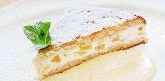 Torta pesche e ricotta