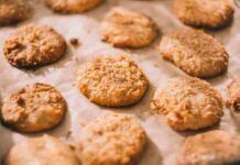 Volete preparare dei biscottini friabili e leggeri Nonna Chiara ci mostra la sua facilissima ricetta