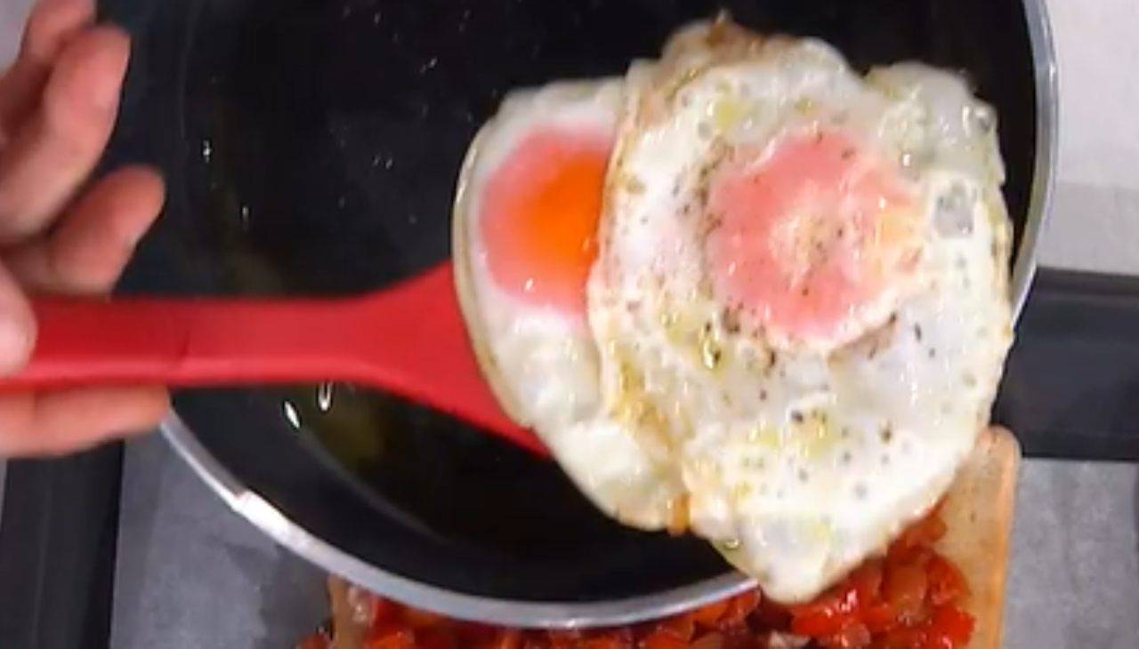 Uovo al tegamino - Come cucinare le uova Cook - Cucina