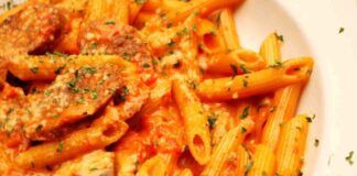 Penne al baffo, la ricetta di zia Rita, con queste dosi non puoi sbagliare più!