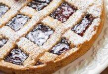 Crostata croccante alle visciole, gustala ancora calda: favolosa!