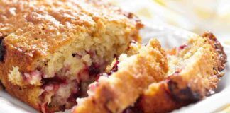 Plumcake alle amarene sciroppate soffice bontà che si scioglie in bocca