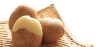 Patate lesse senza acqua - RicettaSprint