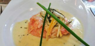 Tartara di salmone con cozze e salsa di limone 14072023 ricettasprint