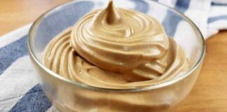 Crema al caffè compattissima senza panna, ancora più buona, ancora più leggera