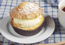 Muffin al latte con crema alle mandorle per un buongiorno speciale e inaspettato, un tripudio di golosità