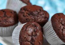 Voglia di qualcosa di buono, ma hai poco tempo Prepara i muffin al cioccolato nella friggitrice ad aria, pronti in 10 minuti