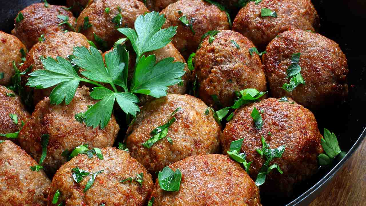 Con 5 euro faccio 25 polpette fritte favolose, sembrano tante ma non bastano mai