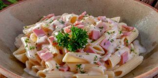 Pasta panna e prosciutto - RicettaSprint