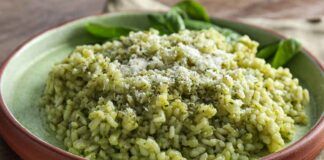 Risotto con gli spianaci per cena - RicettaSprint