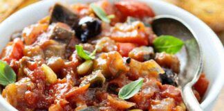 Con la caponata light ci condisco anche la pasta, a pranzo diventa un trionfo di bontà e leggerezza - RicettaSprint