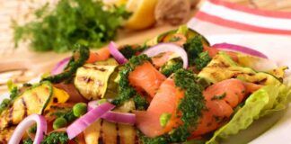 Insalata di verdure con salmone solo 150 Kcal ho lasciato tutti di stucco, si saziano ma non ingrassano