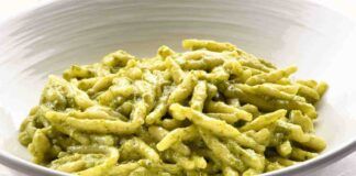 Trofie perfette al pesto, il pranzo estivo che stavi cercando, così mangi la pasta senza sensi di colpa - RicettaSprint