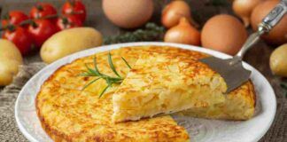 frittata con le patate bravas