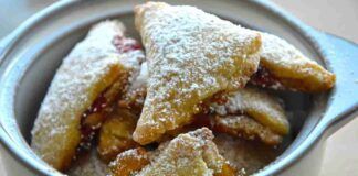 I biscotti ripieni di marmellata che metteranno il buon umore a colazione e la giornata inizierà nei migliori dei modi