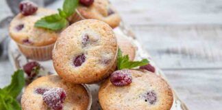 Muffin ai lamponi solo 90 Kcal li faccio in friggitrice ad aria niente forno e salvo la colazione