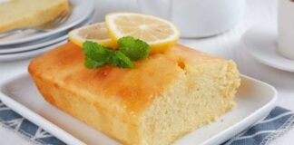 Non faccio il solito plumcake a limone, questo sembra quasi un dessert, è senza lievito e ricoperto da goloso sciroppo, buonissimo!