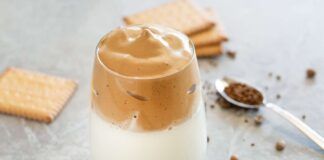 Cappuccino freddo la coccola serale che appagherà la tua voglia di dolce