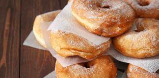 Ciambelle fritte con lo zucchero gonfie e soffici non è un sogno segui la mia ricetta e saranno perfette