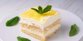 Con la torta pavesini al limone stasera salvo il dessert, non avevo tempo ma con 4 ingredienti e in 10 minuti ho risolto