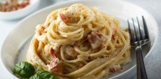 Non sarà la ricetta originale, ma la carbonara così a me fa impazzire