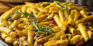 Ho sperimentato una frittata di pasta senza uova impossibile resistere davanti a tanta bontà solo 200 Kcal Ricettasprint