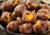 Le polpette le faccio al cheddar e bacon, sono talmente buone che le mangiano appena fritte