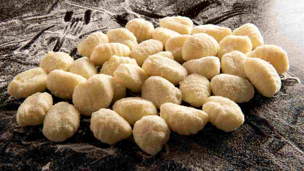 Non posso mangiare troppo glutine, ma amo gli gnocchi, che faccio Ho trovato la soluzione