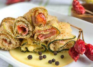 rotoli di zucchine con speck e asiago: 60 kcal di bontà e leggerezza