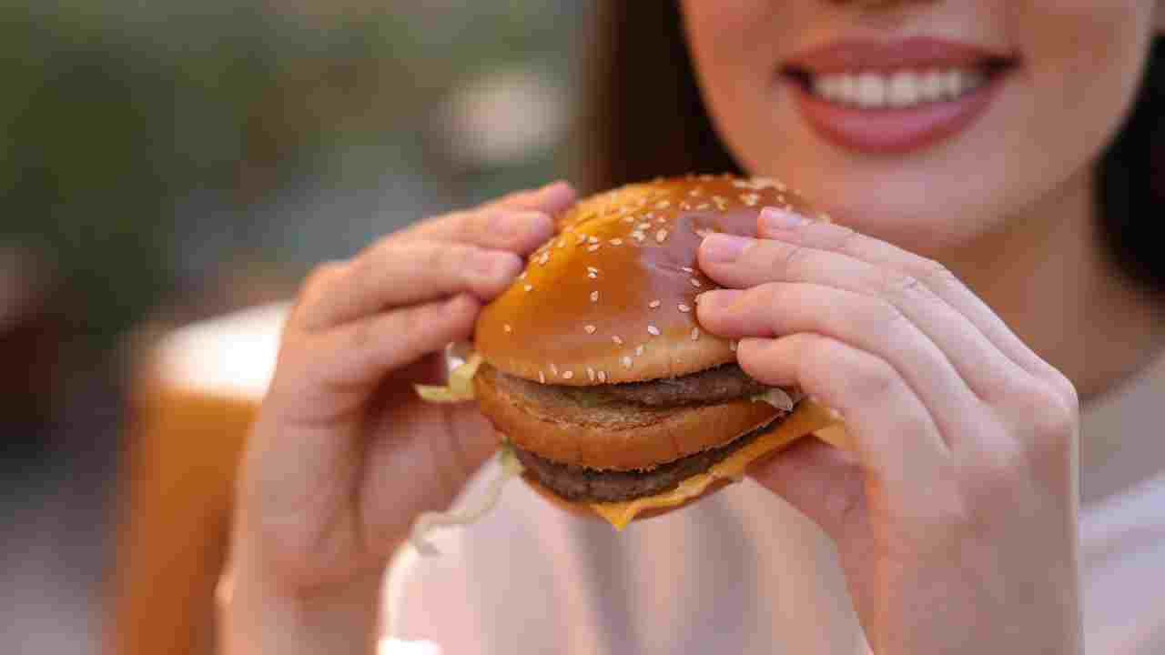 Voglia di McDonald’s, ma molto più genuino se stasera i Crispy McBacon li preparo io