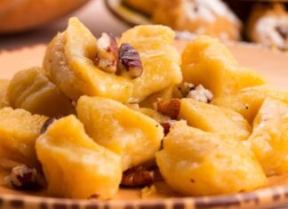 Gnocchi di zucca: ricetta facile alla vecchia maniera con un tocco gourmet