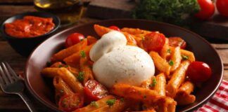 Nemmeno al ristorante trovi un piatto così: la pasta vodka e burrata si fa in 15 minuti ma fai un figurone!