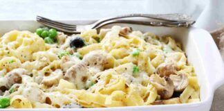 tagliatelle piselli e funghi secchi