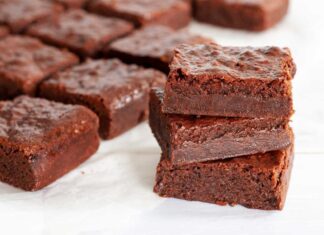 Il miglior brownie al cioccolato a merenda è solo questo ricetta made in USA lo mangi tiepido spacca