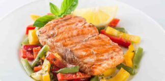 Salmone e verdure perfetto a cena Ricettasprint