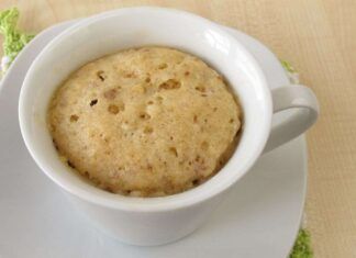 Tortine in tazza, le mug cake alternative per la mia dieta keto niente farina solo avena e 130 kcal!